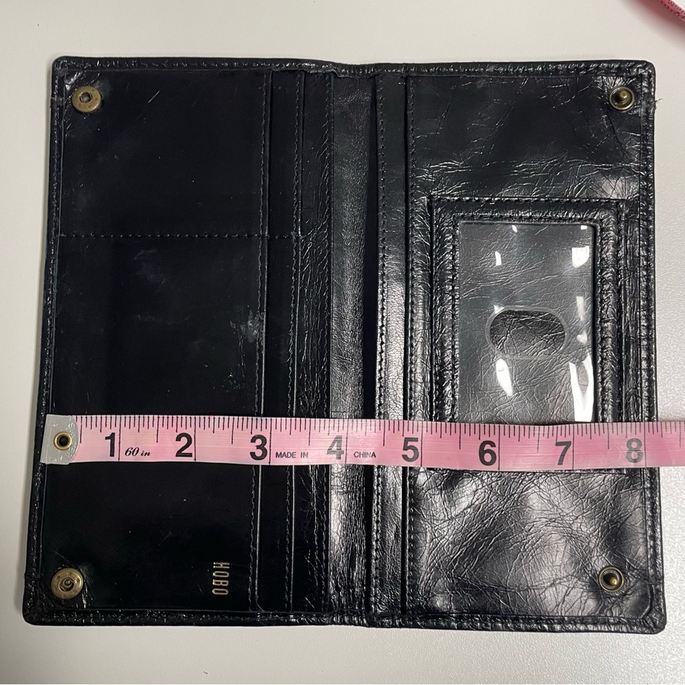 EUC black patent hobo wallet - Picture 5 of 5